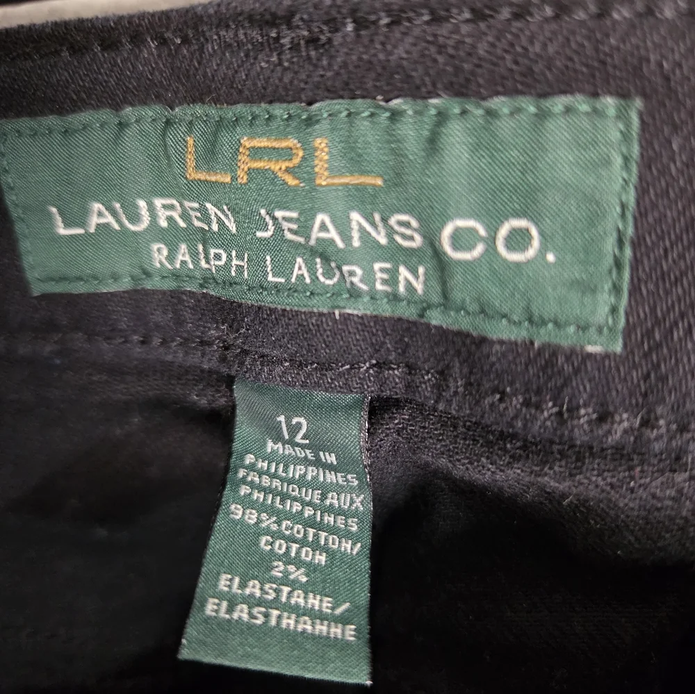 Lauren Ralph Lauren Black Jeans with 4-Buttons on Bottom Sides of Legs, Size 12 - Picture 7 of 7